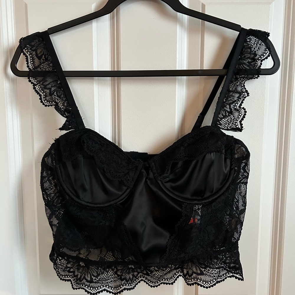 Discovery black lace bralette/tank
